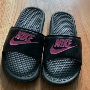 nike slides